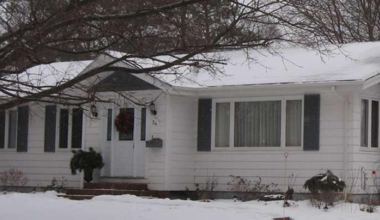 Bungalow in winter